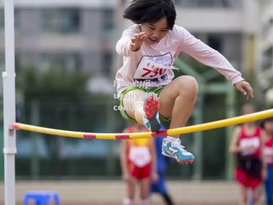 九游娱乐-芬兰运动员跳高比赛获胜引领全场热烈鼓掌