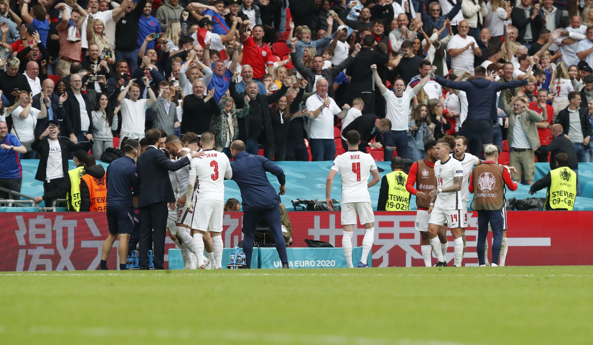 西班牙2-0德国，挺进欧洲杯半决赛的简单介绍